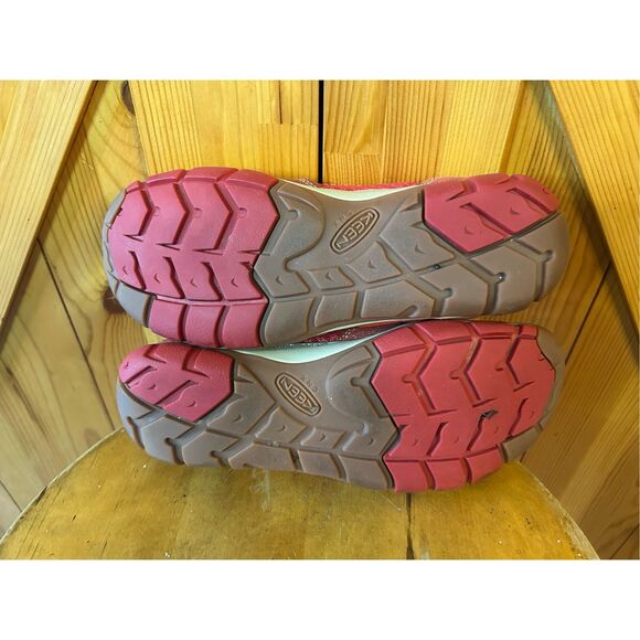 KEEN Mercer Ballerina CNX Ballet Womens Suede Flat Slip On Red Size US 8 EU 38.5 - Picture 7 of 8